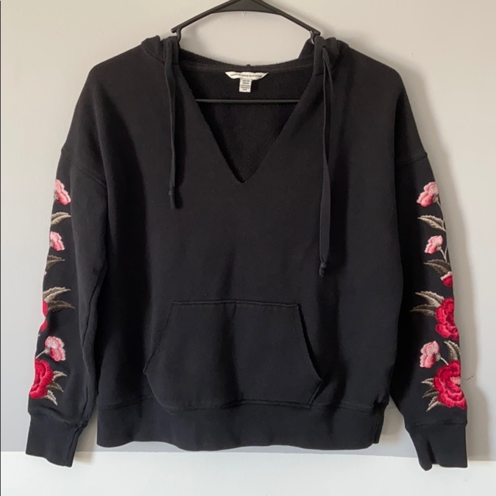 American Eagle Women’s Black Hoodie Extra Small